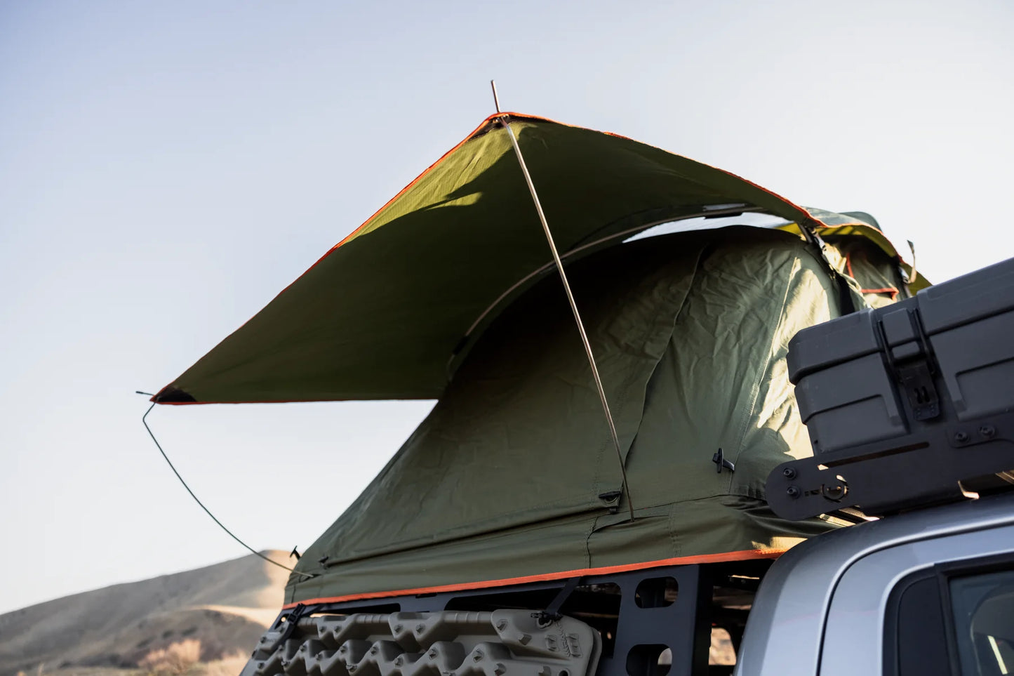 ROAM Vagabond Rooftop Tent